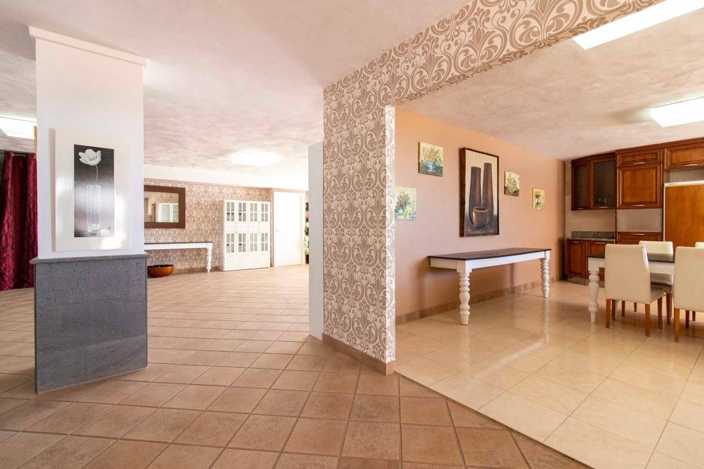 12 bedroom Villa for sale in Costa Adeje - € 2,950,000 (Ref: 6912457)