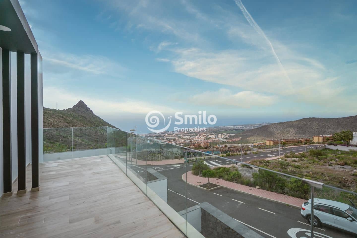 4 soveværelse Villa til salg i Adeje med swimmingpool - € 1.800.000 (Ref: 7345328)