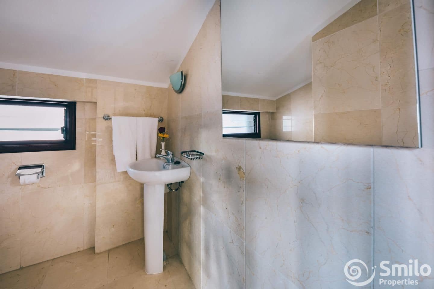 4 soveværelse Villa til salg i San Miguel de Abona med swimmingpool - € 690.000 (Ref: 7384604)