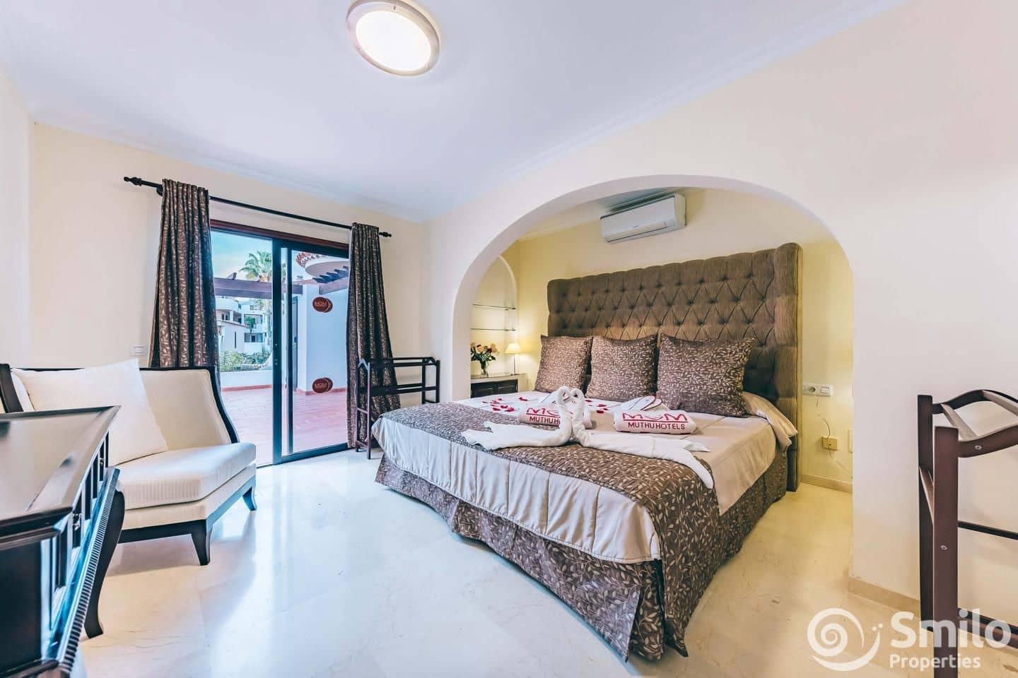 4 soveværelse Villa til salg i San Miguel de Abona med swimmingpool - € 690.000 (Ref: 7384604)