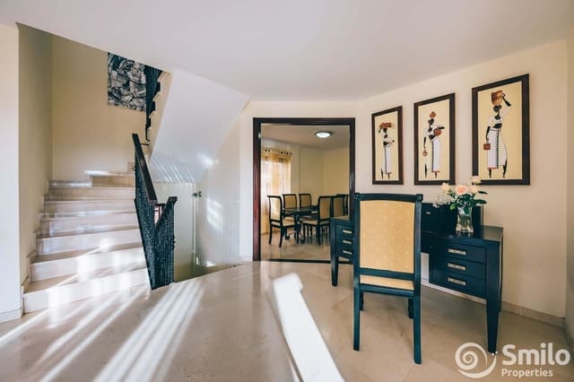 4 soverom Villa til salgs i San Miguel de Abona med svømmebasseng - € 690 000 (Ref: 7384604)