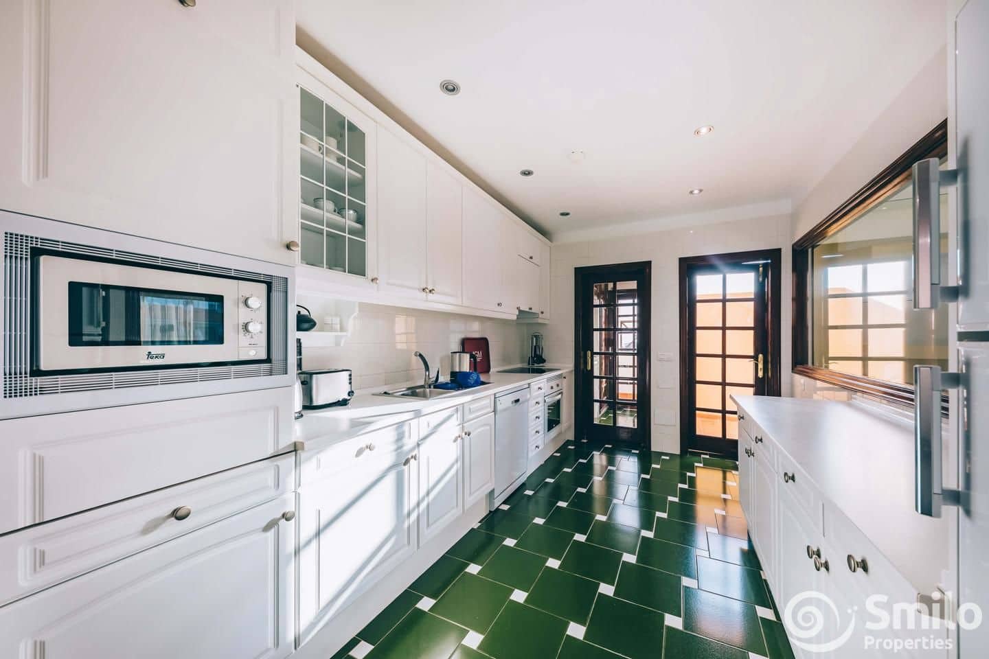 4 soveværelse Villa til salg i San Miguel de Abona med swimmingpool - € 690.000 (Ref: 7384604)