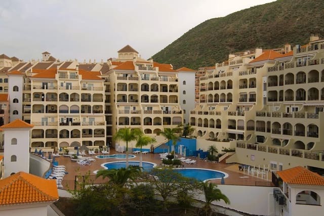 Piso de 1 habitación en Los Cristianos, Arona en venta con piscina - 325.000 € (Ref: 7698292)