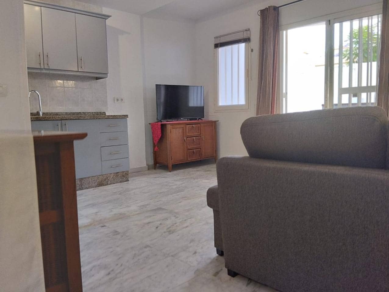 1 makuuhuone Asunto myytävänä paikassa Los Cristianos mukana uima-altaan - 325 000 € (Ref: 7698292)