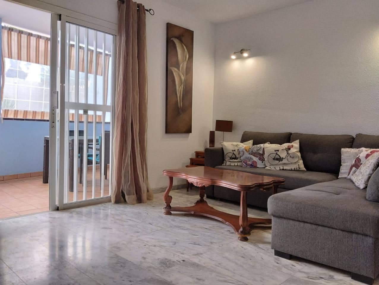 1 makuuhuone Asunto myytävänä paikassa Los Cristianos mukana uima-altaan - 325 000 € (Ref: 7698292)