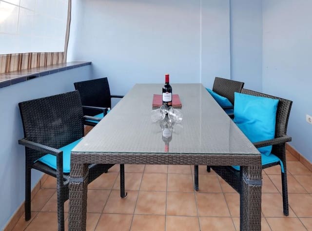 Piso de 1 habitación en Los Cristianos, Arona en venta con piscina - 325.000 € (Ref: 7698292)