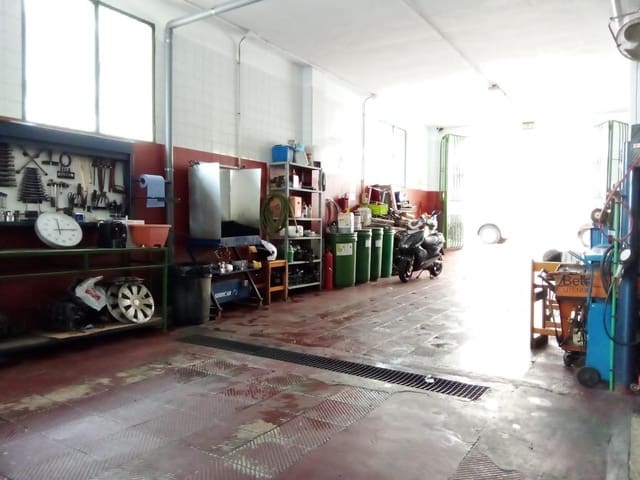 4 soveværelse Virksomhed til salg i Arona - € 735.000 (Ref: 7808955)