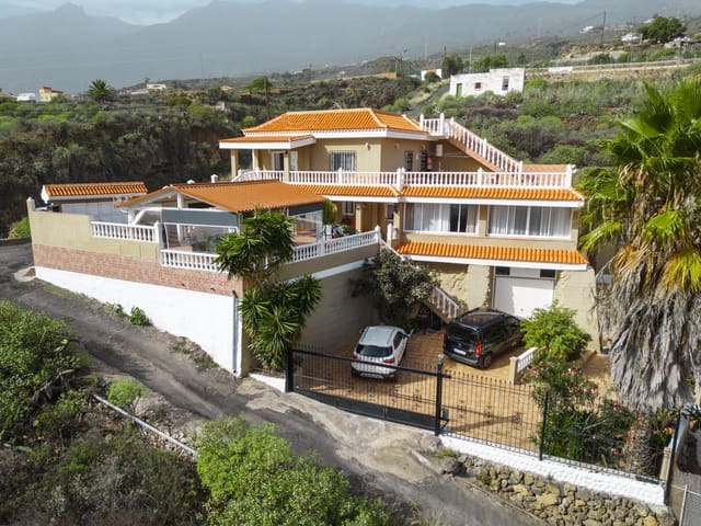 6 slaapkamer Villa te koop in Candelaria met zwembad garage - € 840.000 (Ref: 7987360)