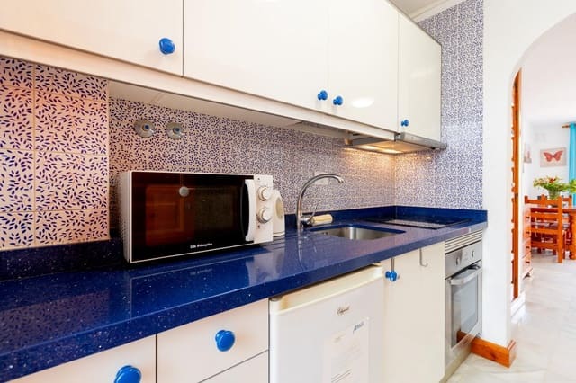 Lejlighed til salg i Playa de las Americas, Arona med swimmingpool - € 360.000 (Ref: 8063208)