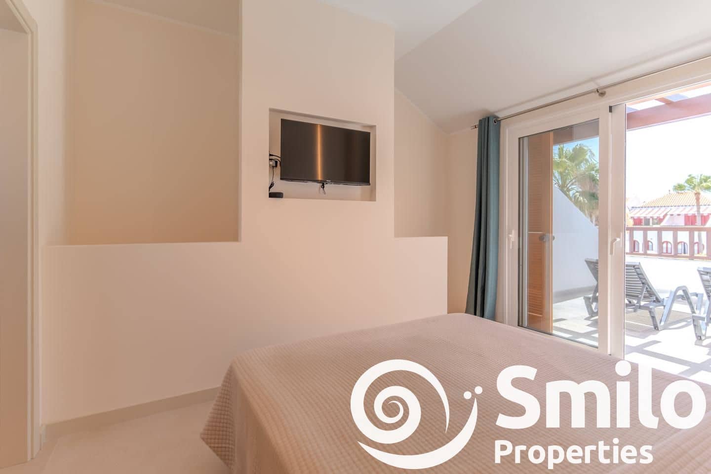 1 soveværelse Lejlighed til salg i Playa de las Americas med swimmingpool - € 499.000 (Ref: 8371917)