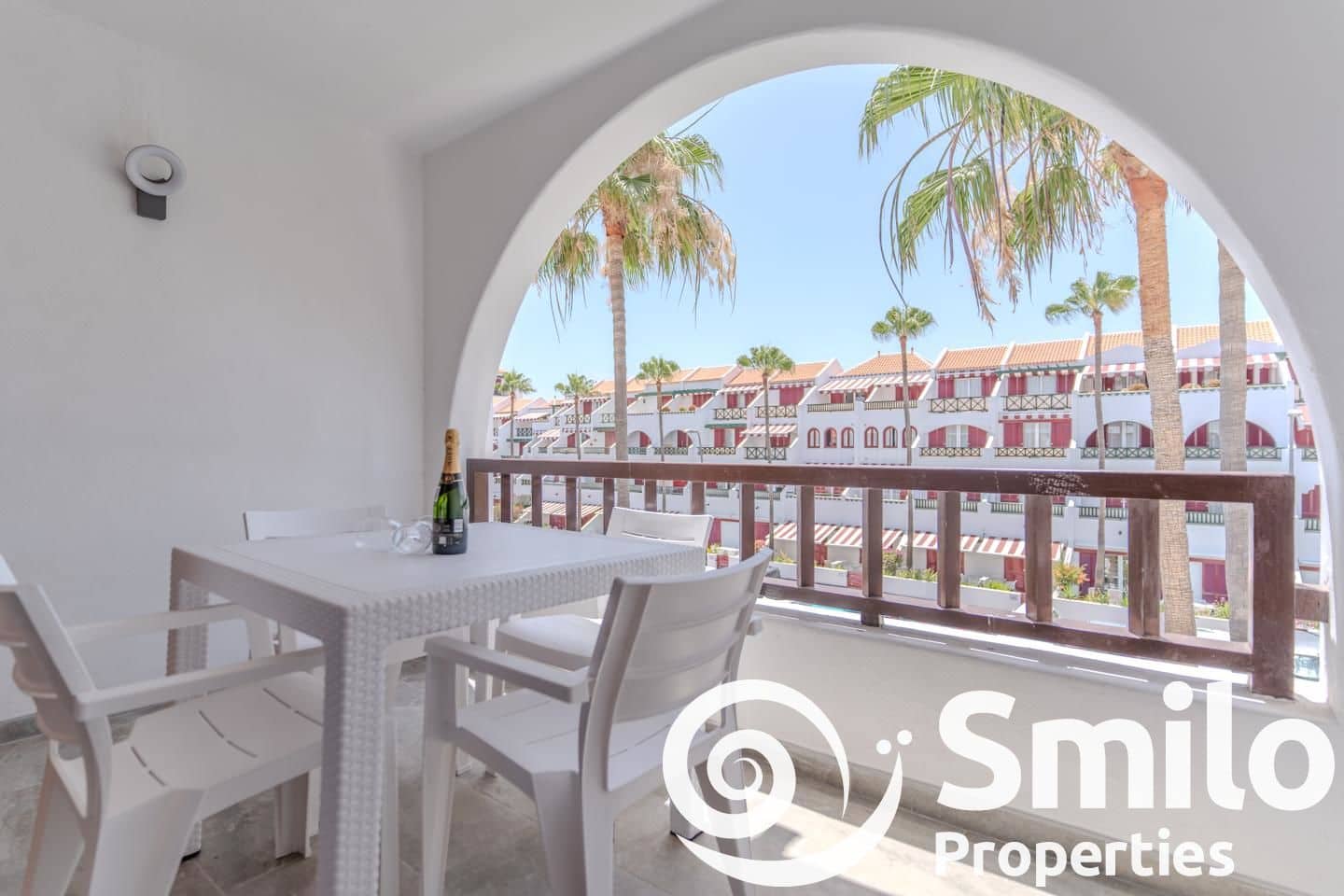 1 soveværelse Lejlighed til salg i Playa de las Americas med swimmingpool - € 499.000 (Ref: 8371917)