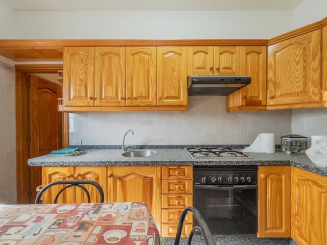 Chalet de 3 habitaciones en Granadilla de Abona en venta con garaje - 499.900 € (Ref: 8499629)