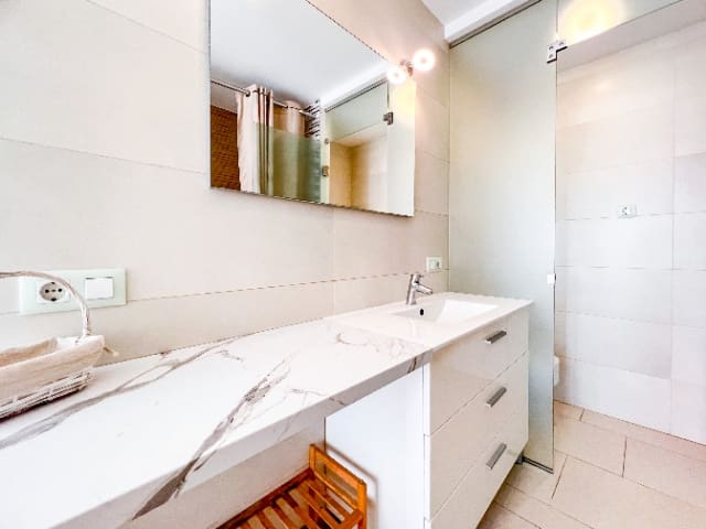 2 camera da letto Appartamento in vendita in Arona con piscina garage - 445.000 € (Rif: 8526439)