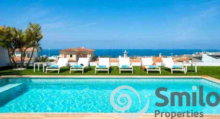 6 sovrum Villa till salu i Costa Adeje med pool garage - 2 550 000 € (Ref: 8546485)