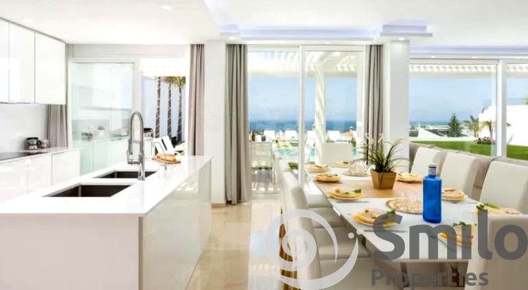 6 sovrum Villa till salu i Costa Adeje med pool garage - 2 550 000 € (Ref: 8546485)