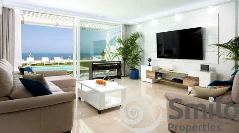 6 sovrum Villa till salu i Costa Adeje med pool garage - 2 550 000 € (Ref: 8546485)