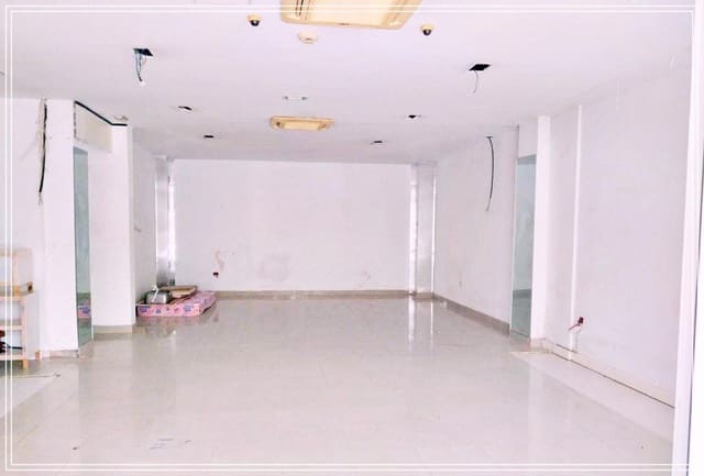 1 quarto Empresa para venda em Arona - 340 000 € (Ref: 8546486)