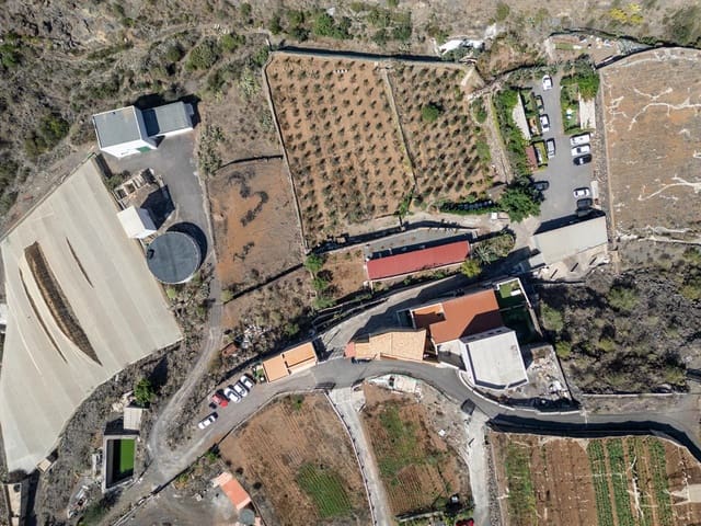 20 soveværelse Finca/Landehus til salg i Santiago del Teide - € 2.950.000 (Ref: 8645647)