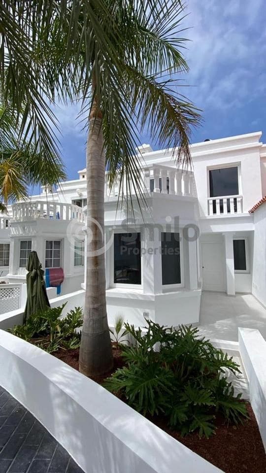 3 soveværelse Villa til salg i Adeje med swimmingpool garage - € 1.400.000 (Ref: 8929466)