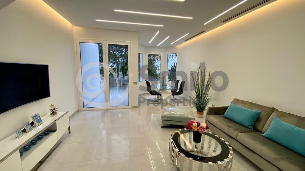 3 soveværelse Villa til salg i Adeje med swimmingpool garage - € 1.400.000 (Ref: 8929466)