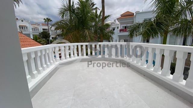 3 soveværelse Villa til salg i Playa Fañabe, Adeje med swimmingpool garage - € 1.400.000 (Ref: 8929466)