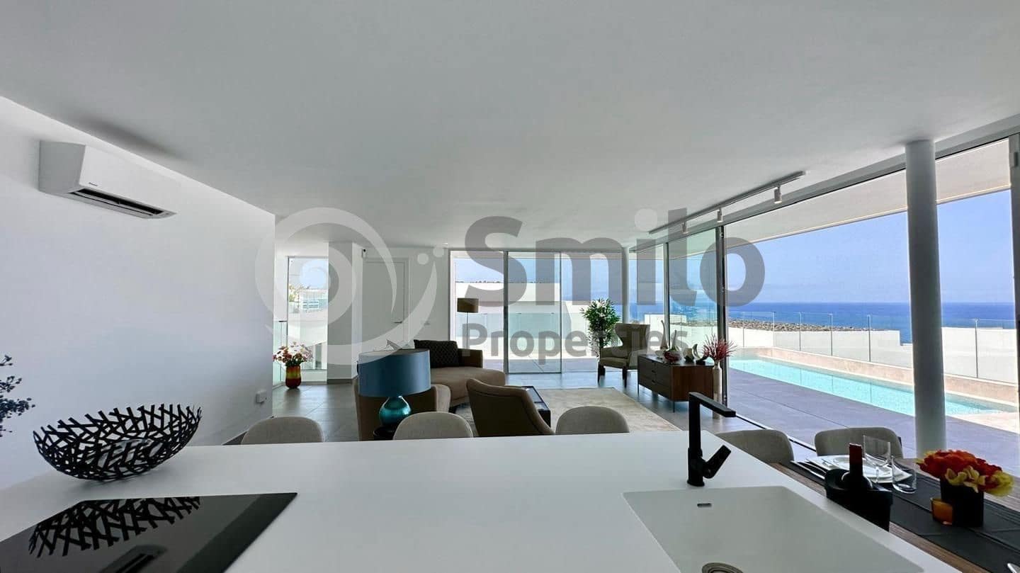 3 soveværelse Villa til salg i Adeje med swimmingpool garage - € 1.590.000 (Ref: 8929472)