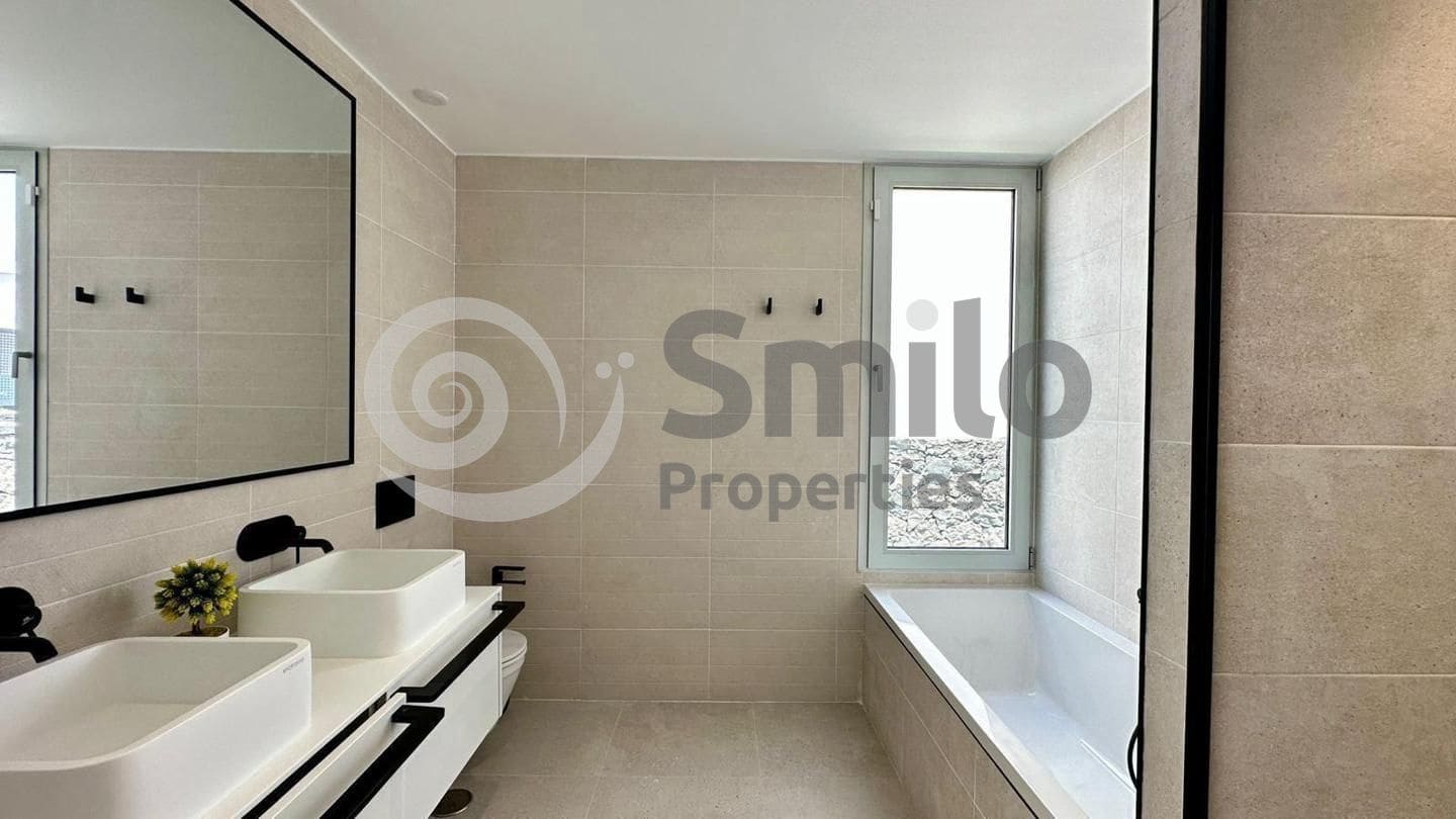 3 soveværelse Villa til salg i Adeje med swimmingpool garage - € 1.590.000 (Ref: 8929472)