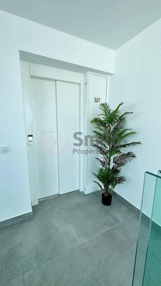 3 soveværelse Villa til salg i Adeje med swimmingpool garage - € 1.590.000 (Ref: 8929472)