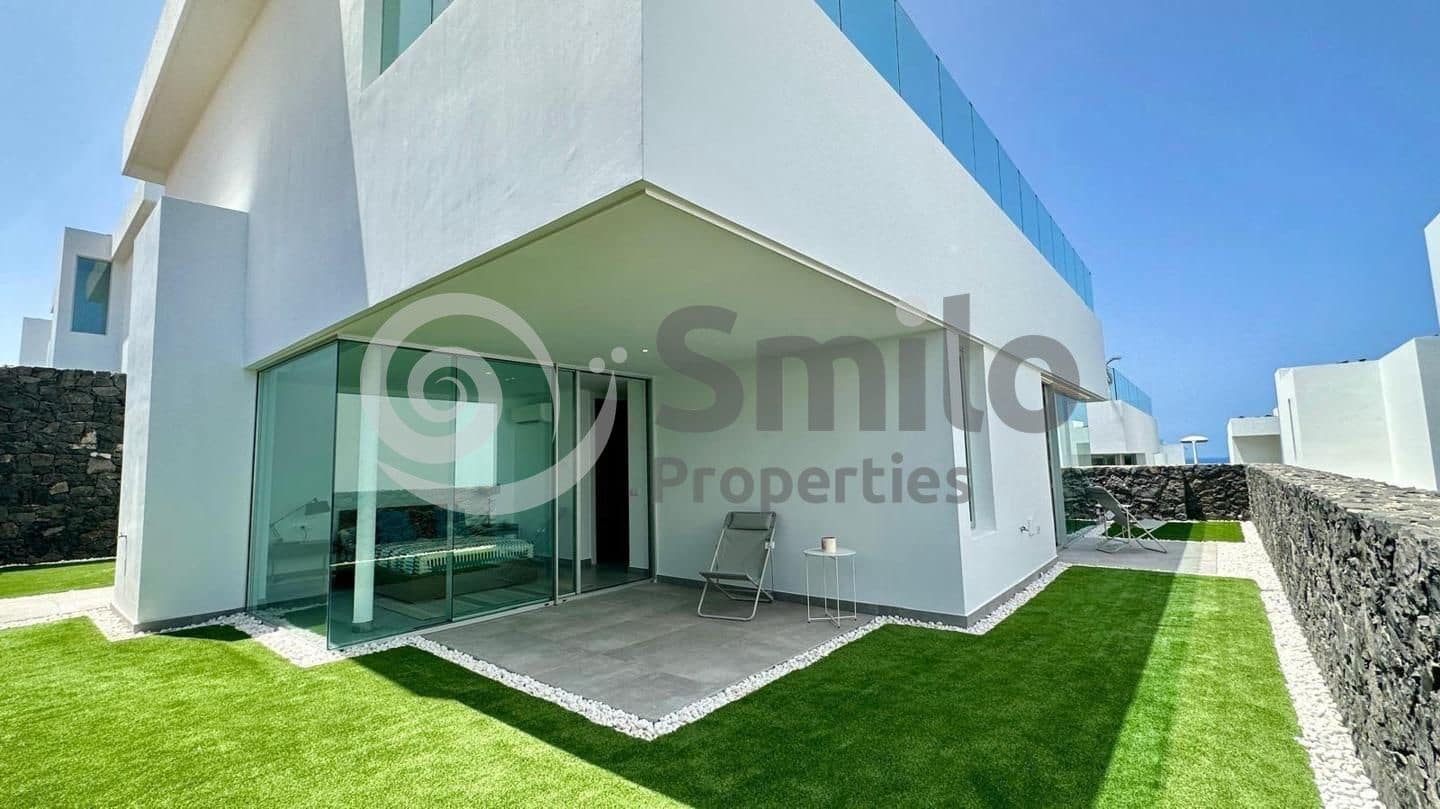 3 soveværelse Villa til salg i Adeje med swimmingpool garage - € 1.590.000 (Ref: 8929472)