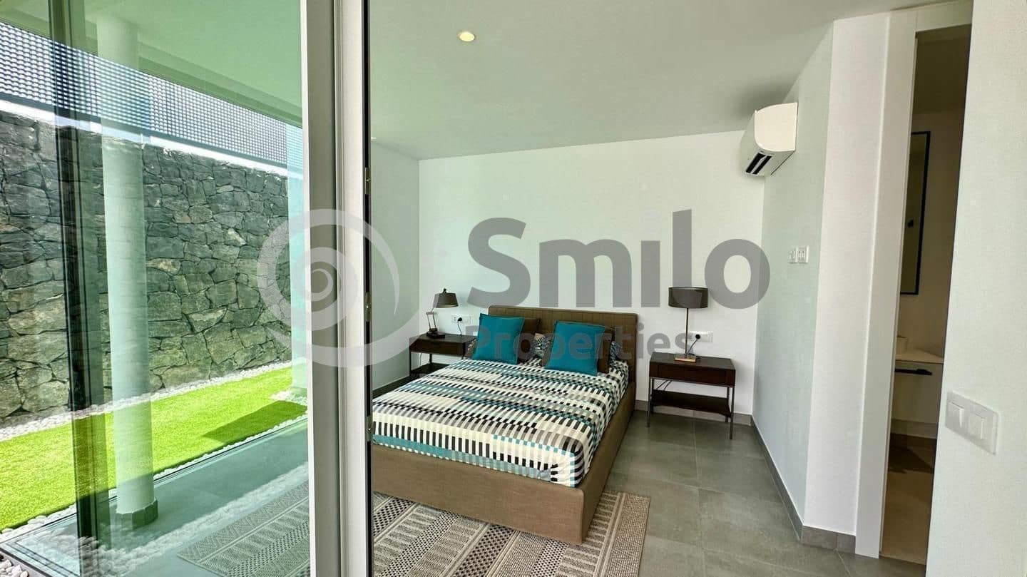 3 soveværelse Villa til salg i Adeje med swimmingpool garage - € 1.590.000 (Ref: 8929472)