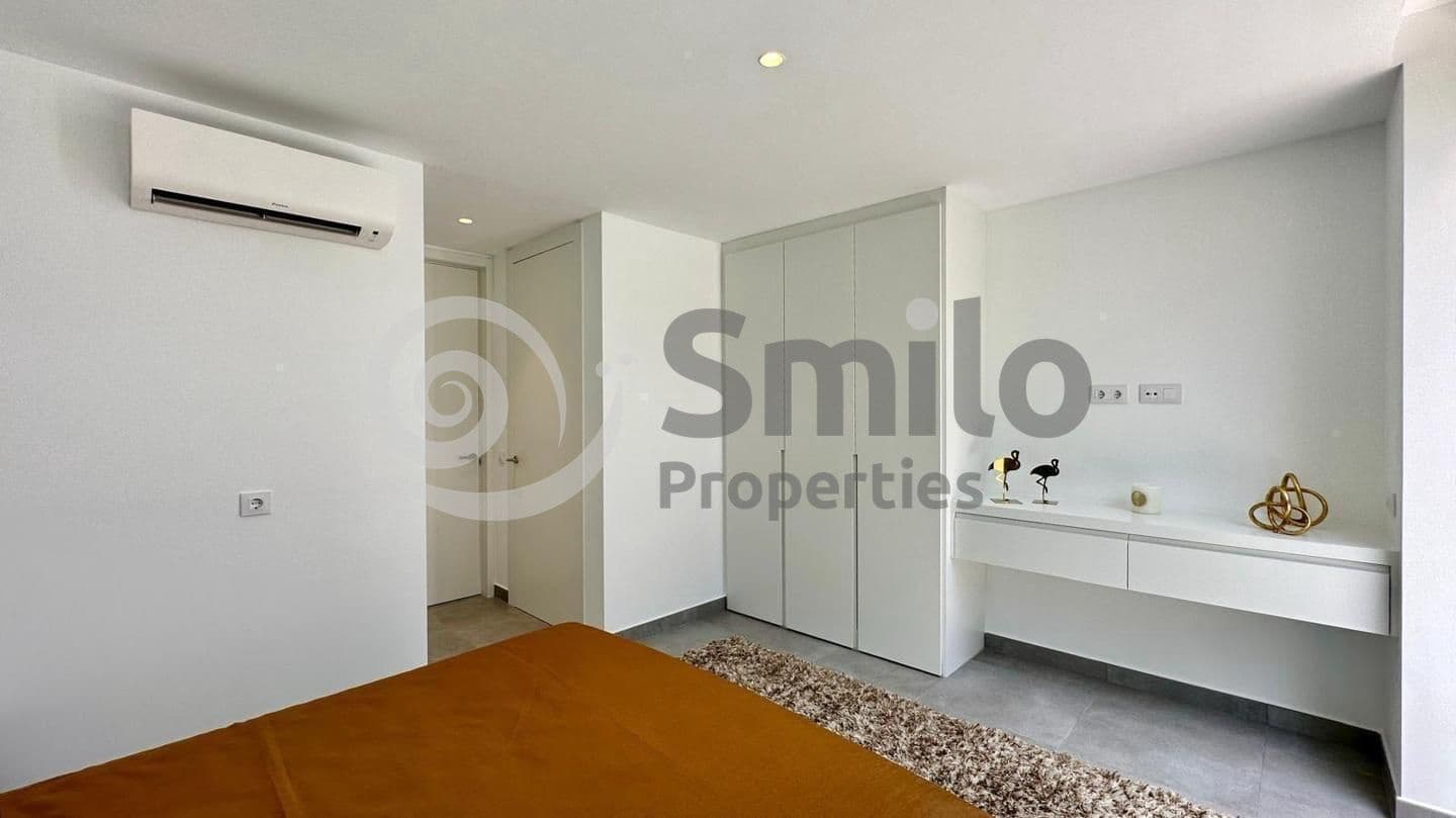 3 soveværelse Villa til salg i Adeje med swimmingpool garage - € 1.590.000 (Ref: 8929472)