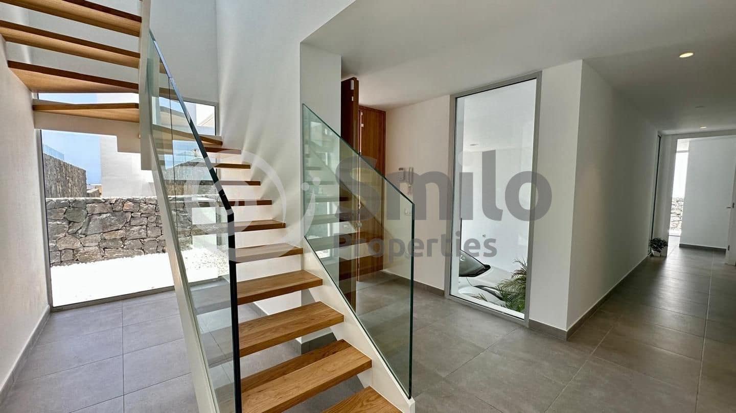 3 soveværelse Villa til salg i Adeje med swimmingpool garage - € 1.590.000 (Ref: 8929472)