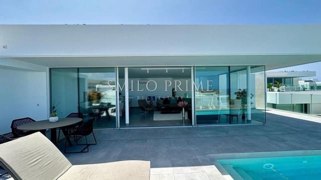 Chalet de 3 habitaciones en Callao Salvaje - Playa Paraíso, Adeje en venta con piscina garaje - 1.590.000 € (Ref: 8929472)