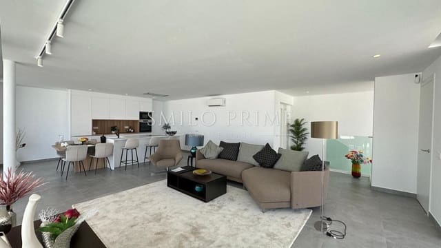Chalet de 3 habitaciones en Callao Salvaje - Playa Paraíso, Adeje en venta con piscina garaje - 1.590.000 € (Ref: 8929472)