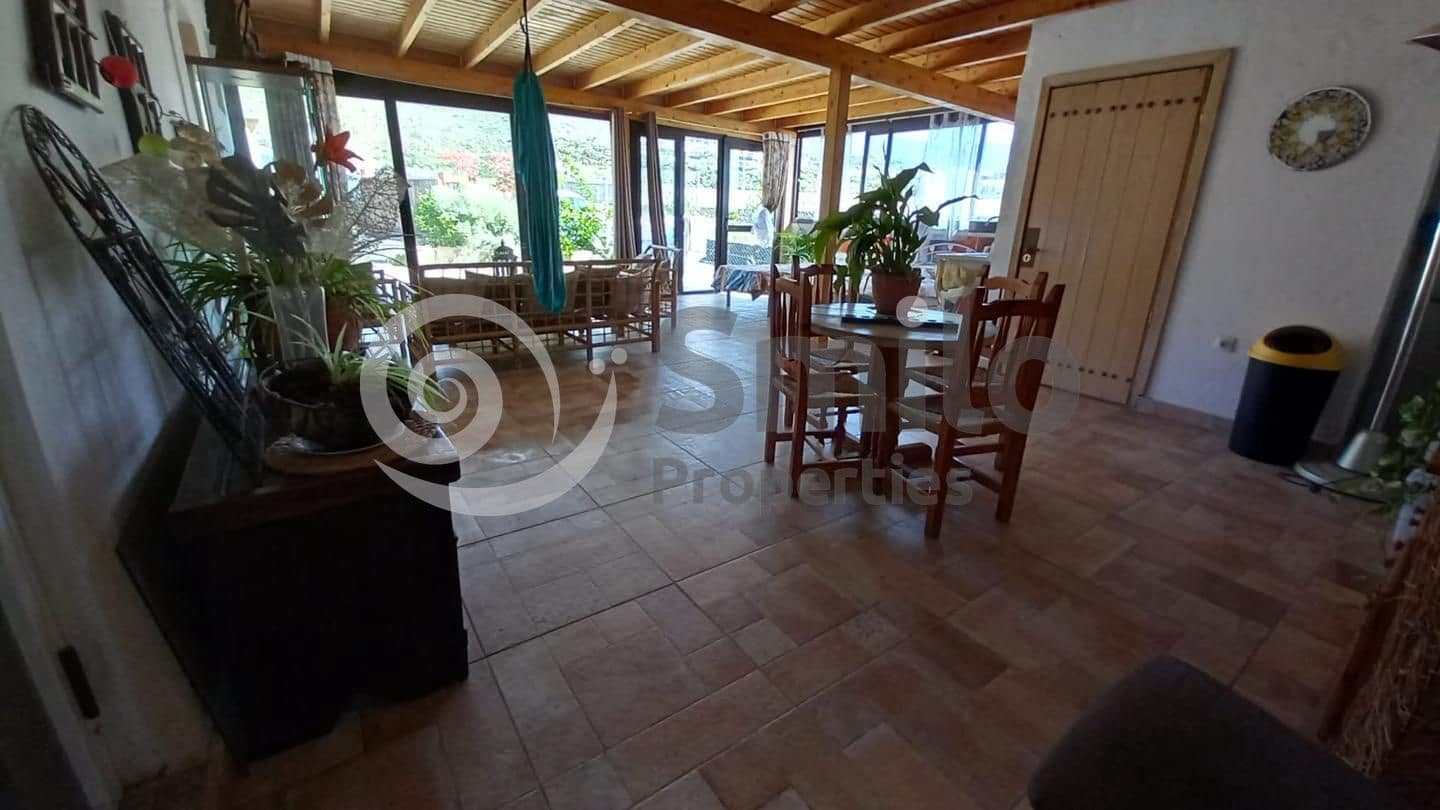 5 camera da letto Villa in vendita in Guia de Isora con piscina - 735.000 € (Rif: 8929561)