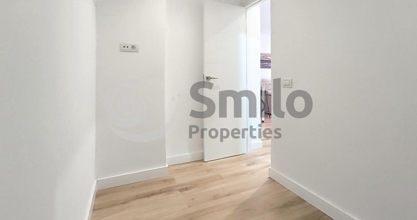 2 bedroom Flat for sale in Arona with pool garage - € 350,000 (Ref: 8930754)