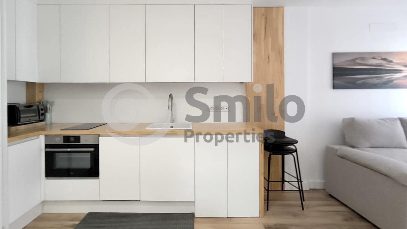 2 bedroom Flat for sale in Arona with pool garage - € 350,000 (Ref: 8930754)