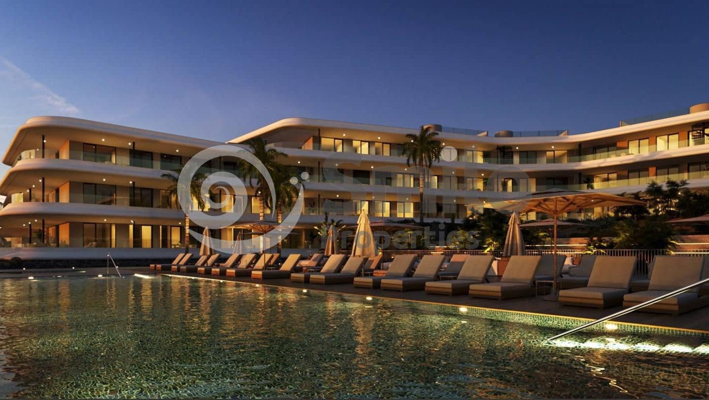 3 bedroom Flat for sale in Adeje with pool - € 1,295,000 (Ref: 8931429)