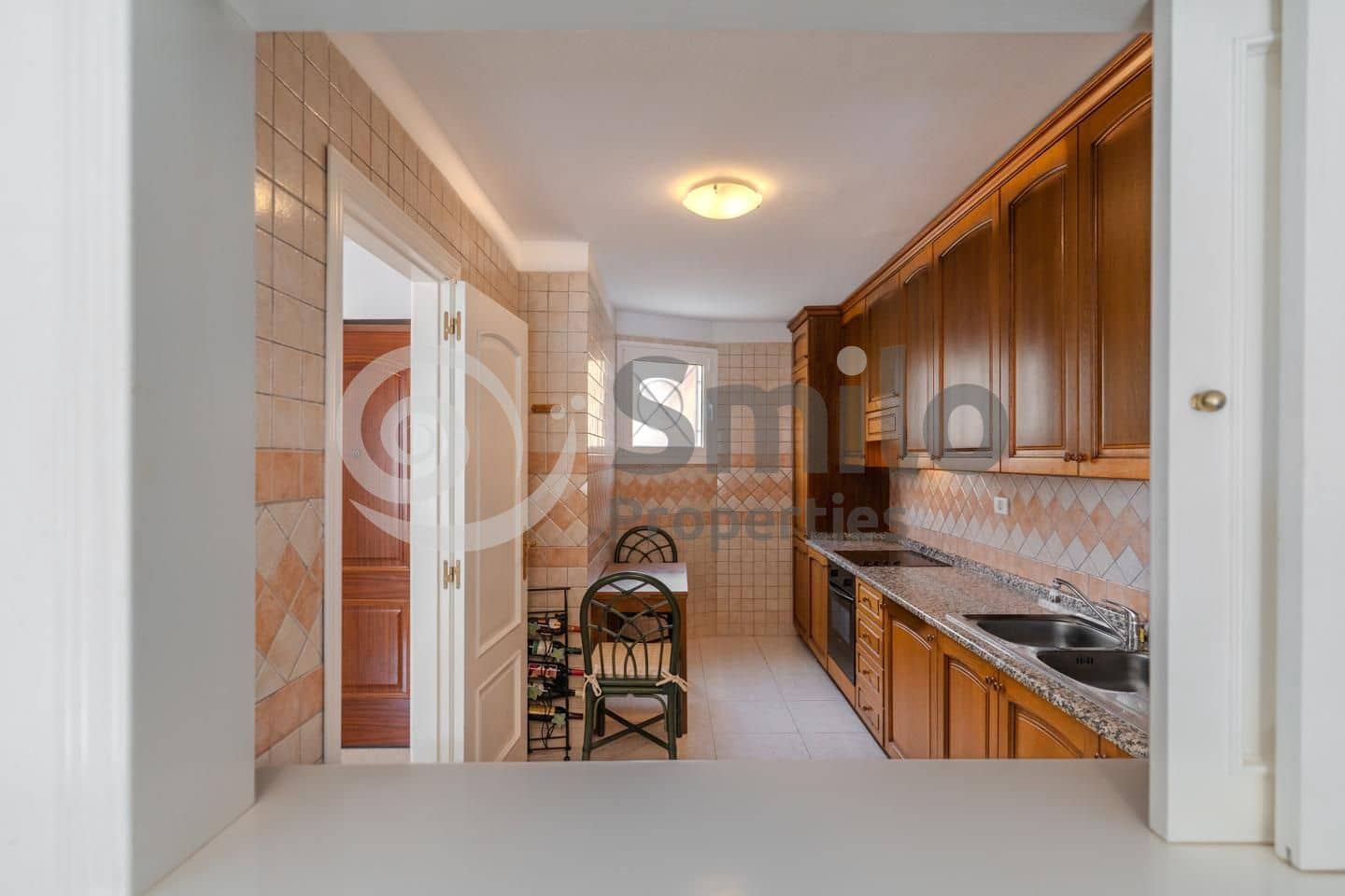 2 makuuhuone Asunto myytävänä paikassa Arona mukana uima-altaan - 650 000 € (Ref: 9002242)