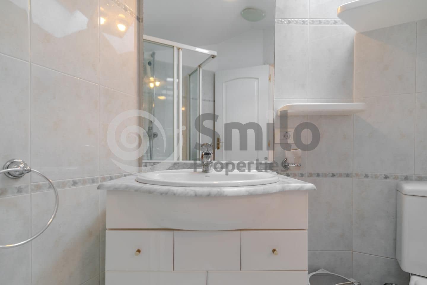 2 makuuhuone Asunto myytävänä paikassa Arona mukana uima-altaan - 650 000 € (Ref: 9002242)