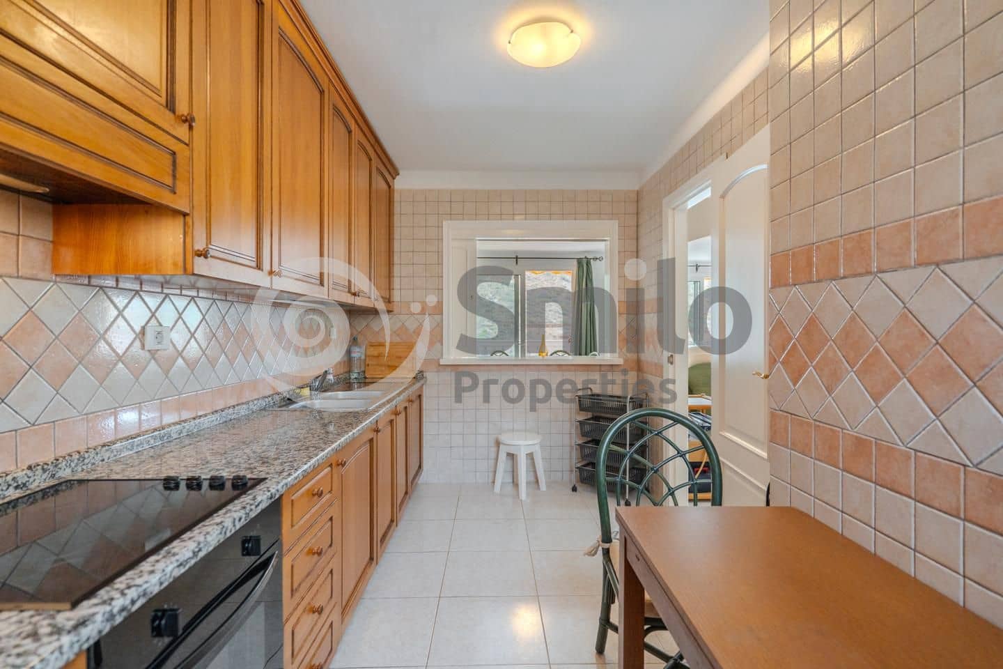 2 makuuhuone Asunto myytävänä paikassa Arona mukana uima-altaan - 650 000 € (Ref: 9002242)