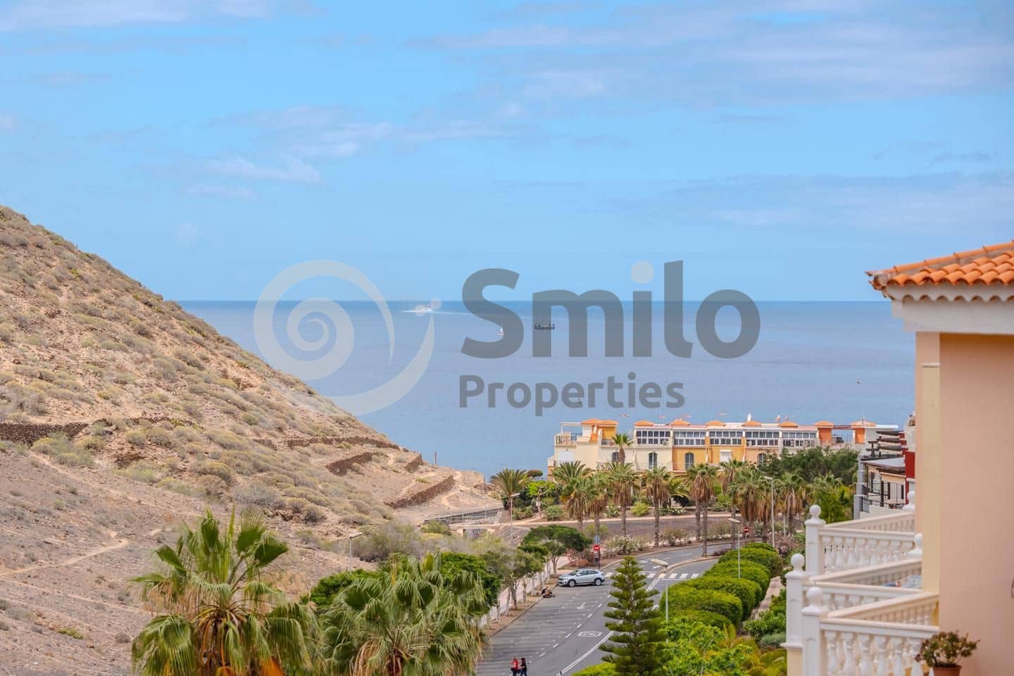 2 makuuhuone Asunto myytävänä paikassa Arona mukana uima-altaan - 650 000 € (Ref: 9002242)