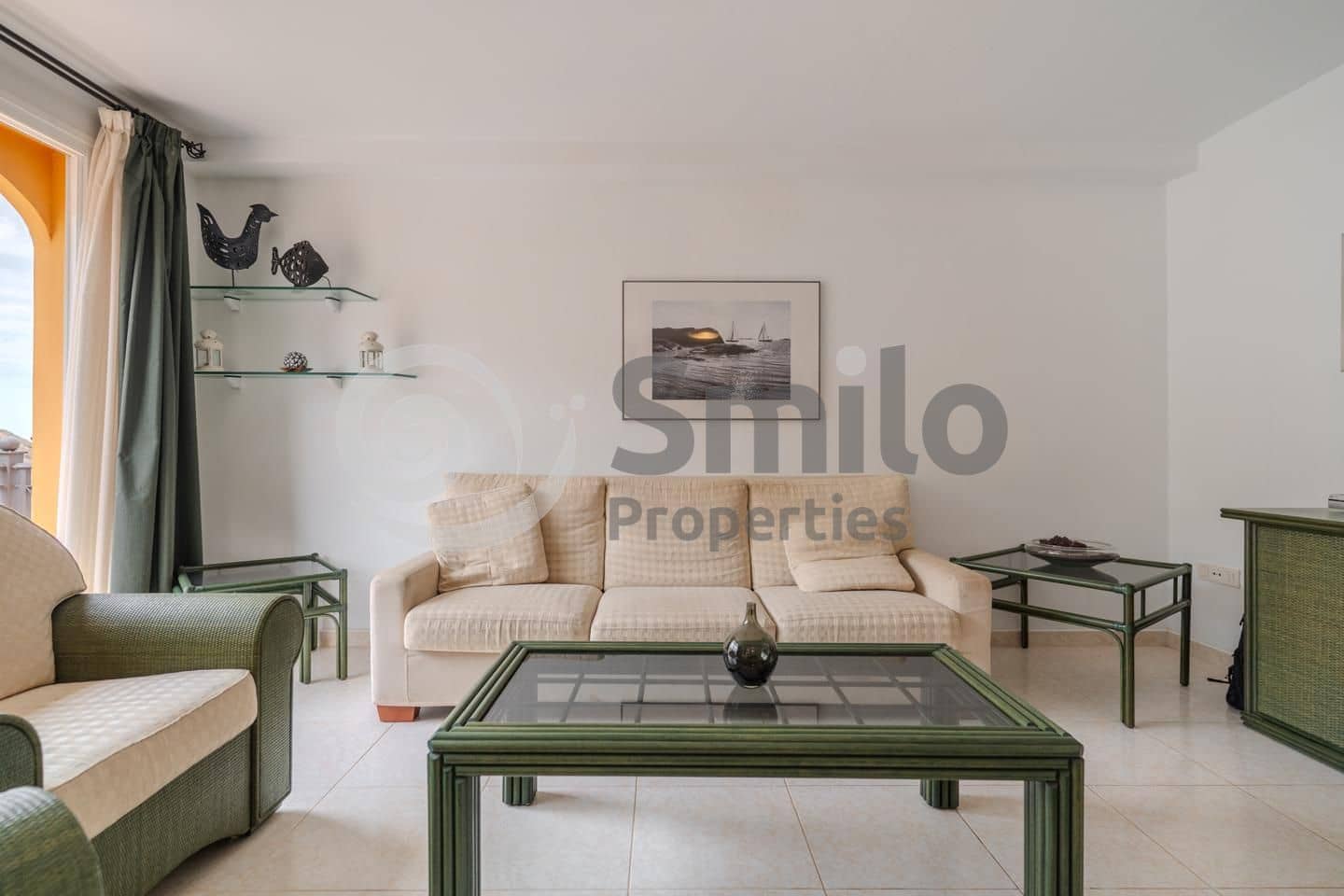 2 makuuhuone Asunto myytävänä paikassa Arona mukana uima-altaan - 650 000 € (Ref: 9002242)