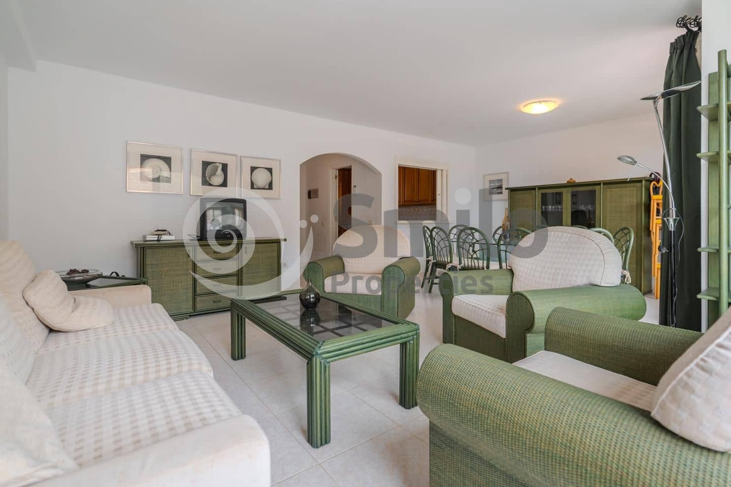 2 makuuhuone Asunto myytävänä paikassa Arona mukana uima-altaan - 650 000 € (Ref: 9002242)