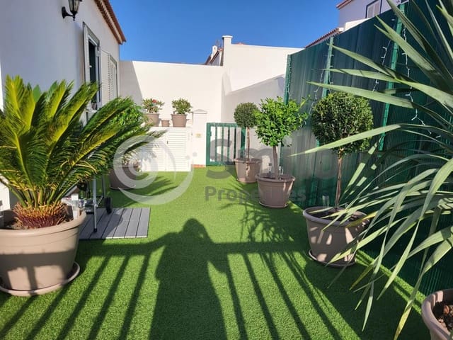 3 slaapkamer Villa te koop in Arico - € 360.000 (Ref: 9046229)