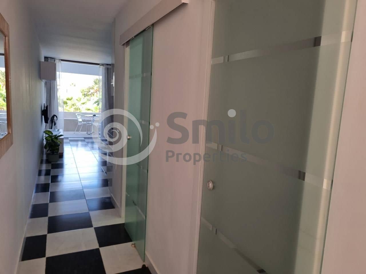 1 sypialnia Mieszkanie na sprzedaż w Arona z basenem garażem - 265 000 € (Ref: 9066821)