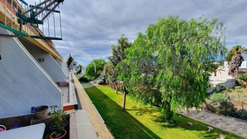 1 sypialnia Mieszkanie na sprzedaż w Arona z basenem garażem - 265 000 € (Ref: 9066821)