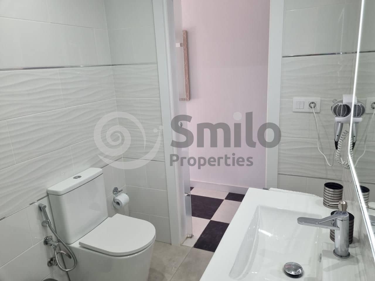 1 sypialnia Mieszkanie na sprzedaż w Arona z basenem garażem - 265 000 € (Ref: 9066821)