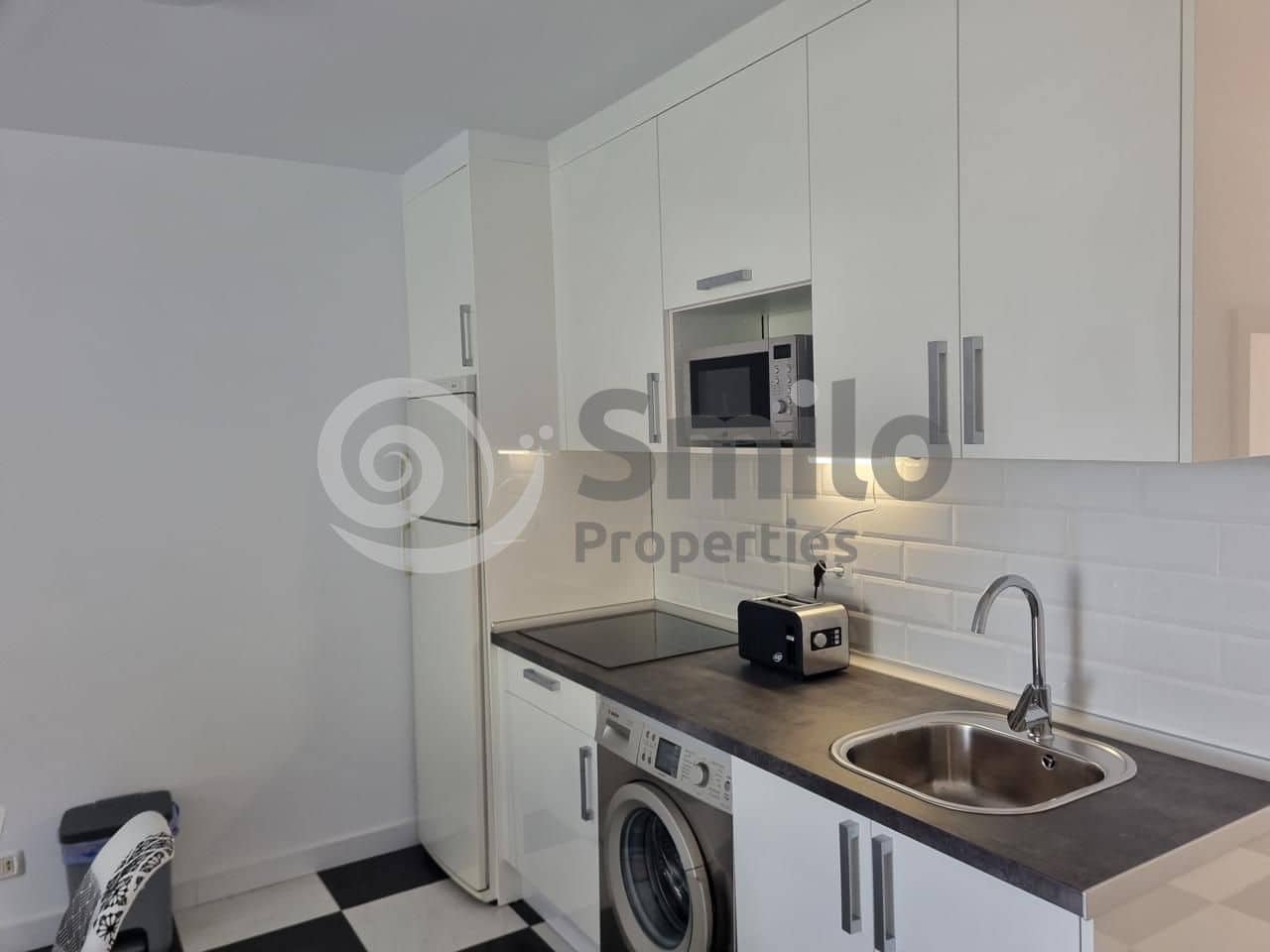 1 sypialnia Mieszkanie na sprzedaż w Arona z basenem garażem - 265 000 € (Ref: 9066821)