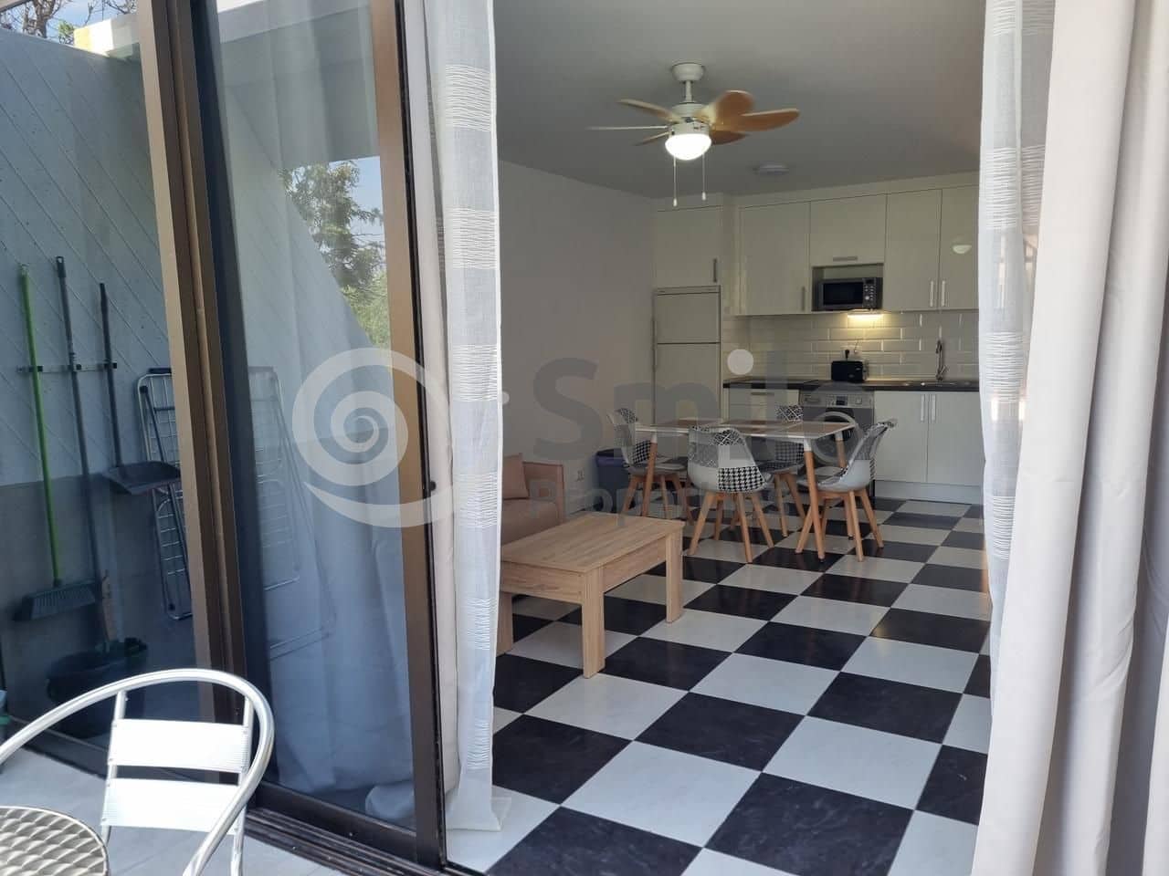 1 sypialnia Mieszkanie na sprzedaż w Arona z basenem garażem - 265 000 € (Ref: 9066821)